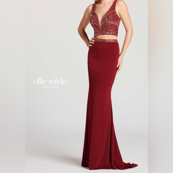 ELLIE WILDE BY MON CHERI💫Burgundy Twilight Prom & Pageants 2 Piece Set EW118050 - Picture 1 of 16